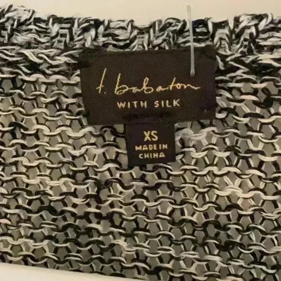 Babaton Aritzia Linen  and Silk Blend V-Neck Sweater in Size XS - Picture 2 of 4